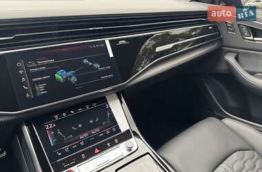 Позашляховик / Кросовер Audi RS Q8 2025 в 