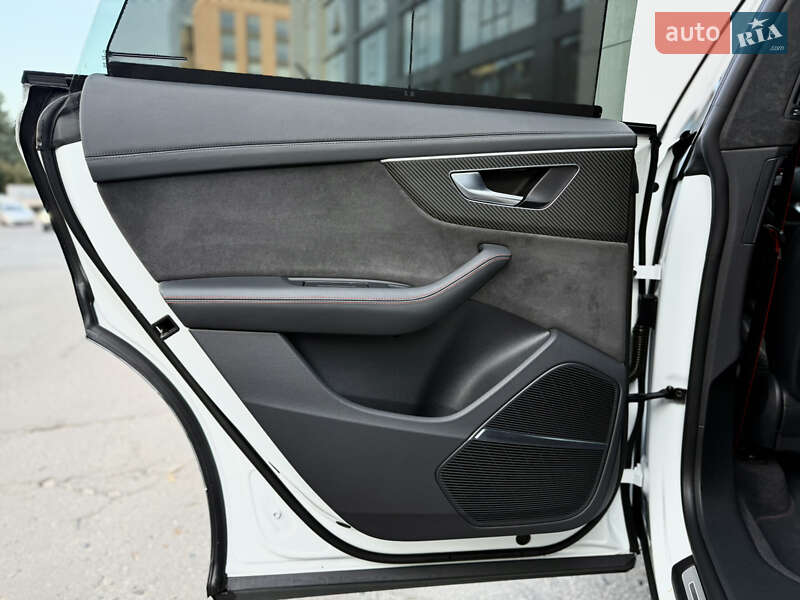 Внедорожник / Кроссовер Audi RS Q8 2021 в Львове