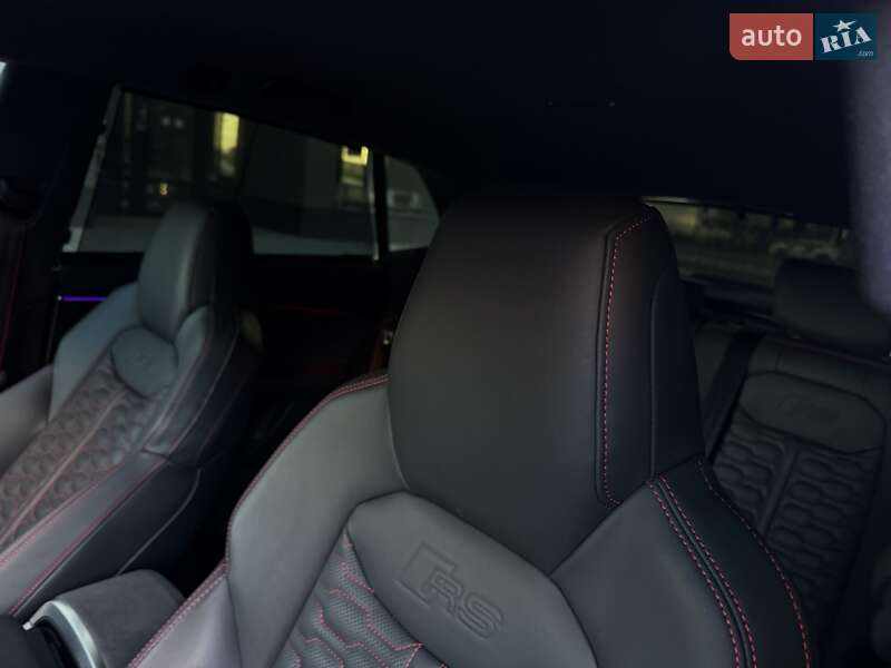 Позашляховик / Кросовер Audi RS Q8 2023 в Києві