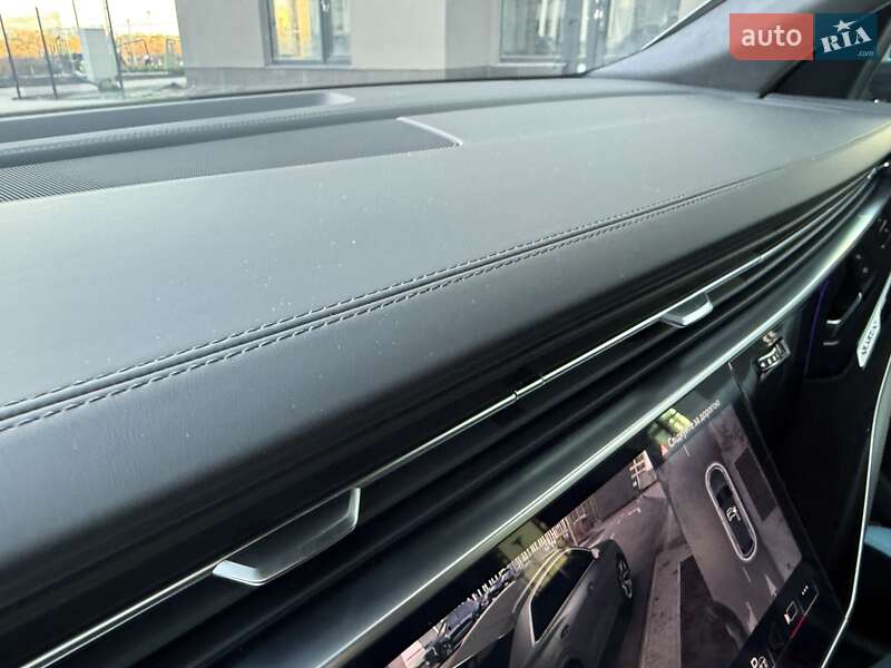 Позашляховик / Кросовер Audi RS Q8 2023 в Києві