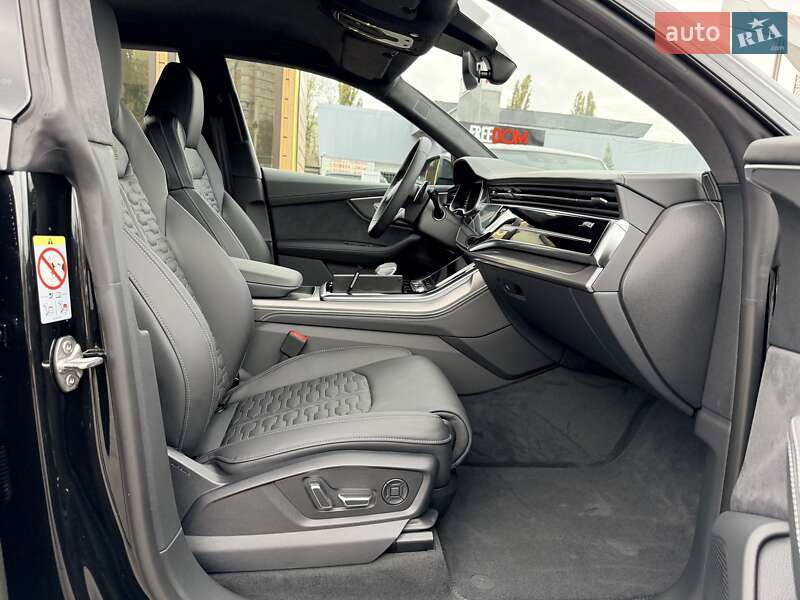 Внедорожник / Кроссовер Audi RS Q8 2025 в Киеве фото 17 Внедорожник / Кроссовер Audi RS Q8 2025 в Киеве