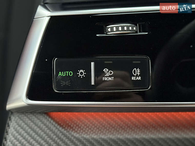 Внедорожник / Кроссовер Audi RS Q8 2020 в Киеве фото 70 Внедорожник / Кроссовер Audi RS Q8 2020 в Киеве