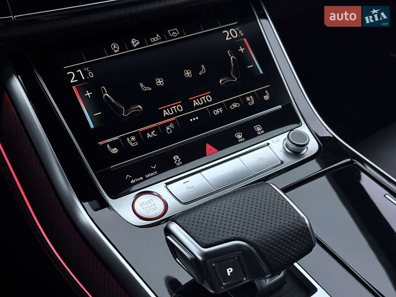 Внедорожник / Кроссовер Audi RS Q8 2020 в Киеве