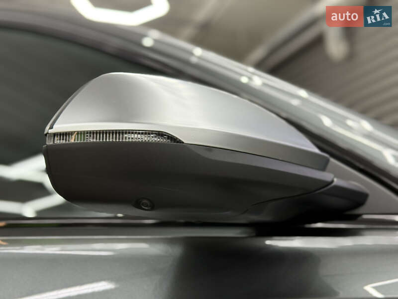 Внедорожник / Кроссовер Audi RS Q8 2022 в Киеве фото 10 Внедорожник / Кроссовер Audi RS Q8 2022 в Киеве