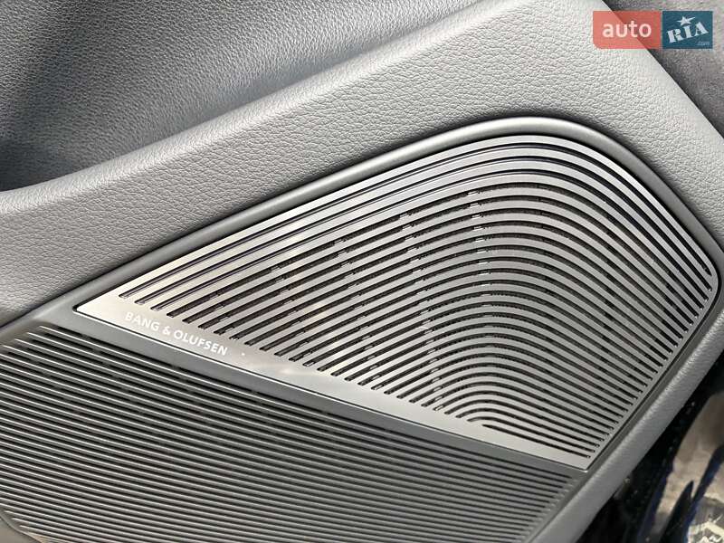 Внедорожник / Кроссовер Audi RS Q8 2024 в Киеве фото 91 Внедорожник / Кроссовер Audi RS Q8 2024 в Киеве