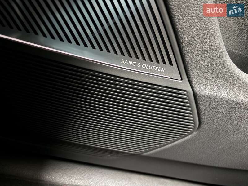 Внедорожник / Кроссовер Audi RS Q8 2024 в Киеве фото 122 Внедорожник / Кроссовер Audi RS Q8 2024 в Киеве