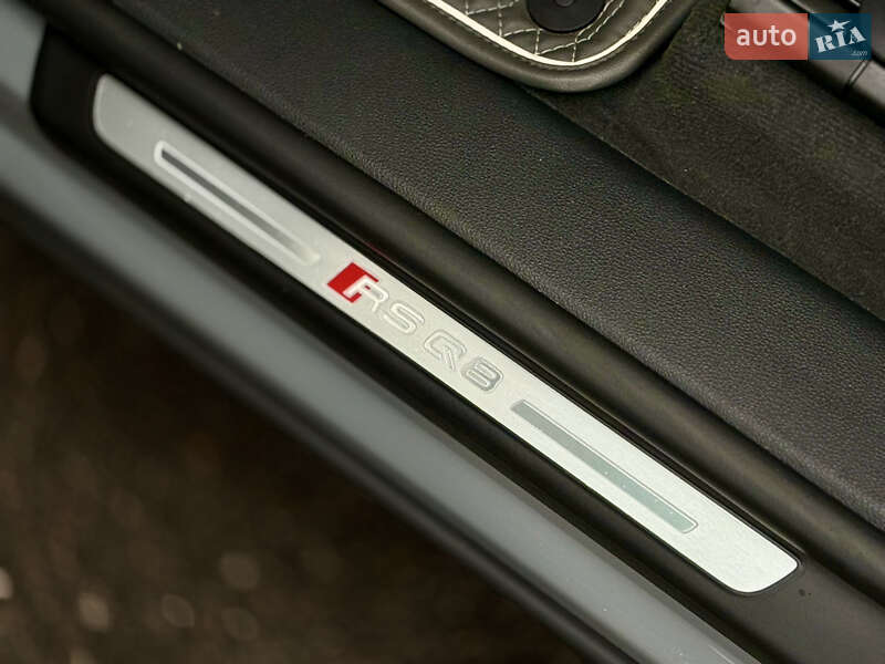 Внедорожник / Кроссовер Audi RS Q8 2021 в Харькове