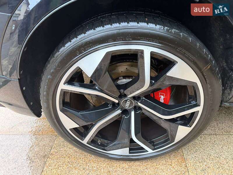 Внедорожник / Кроссовер Audi RS Q8 2020 в Ужгороде фото 2 Внедорожник / Кроссовер Audi RS Q8 2020 в Ужгороде