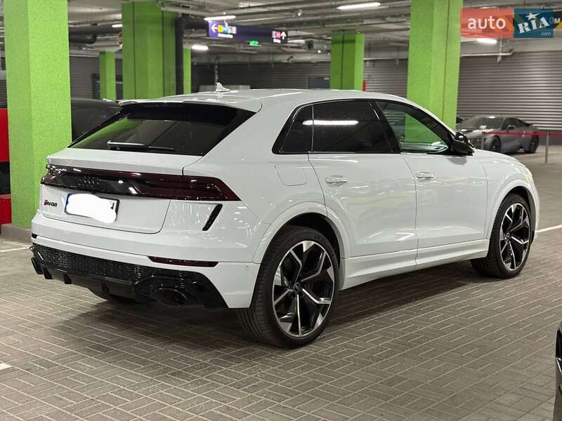 Позашляховик / Кросовер Audi RS Q8 2021 в Києві