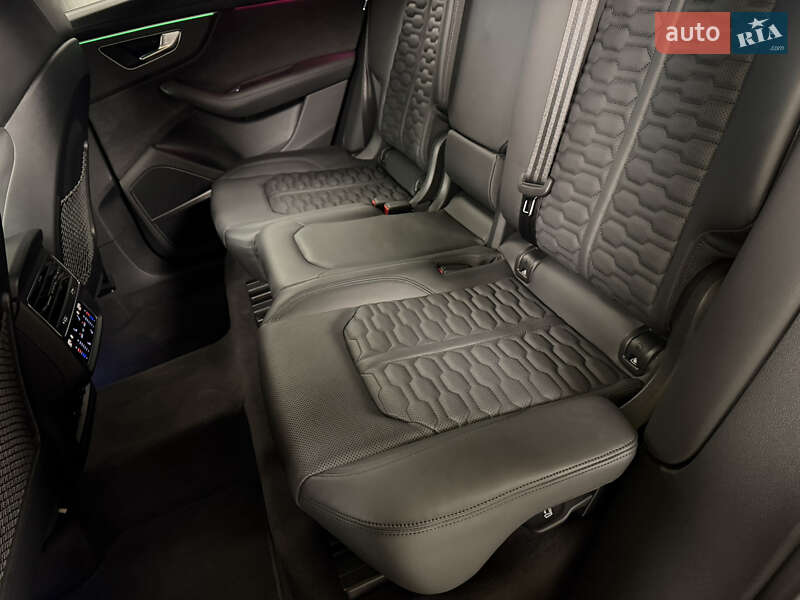 Внедорожник / Кроссовер Audi RS Q8 2023 в Киеве