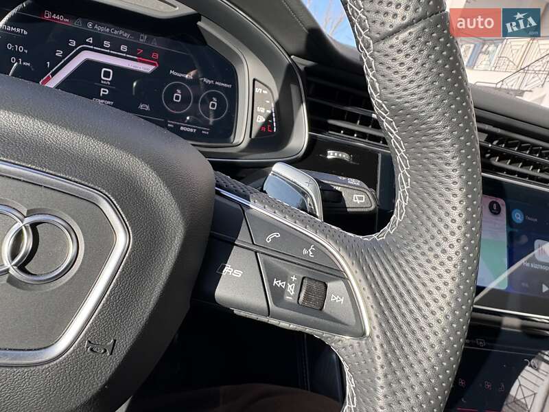 Внедорожник / Кроссовер Audi RS Q8 2025 в Киеве