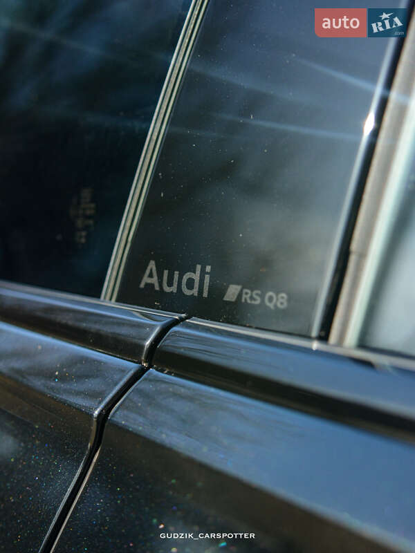 Внедорожник / Кроссовер Audi RS Q8 2025 в Днепре