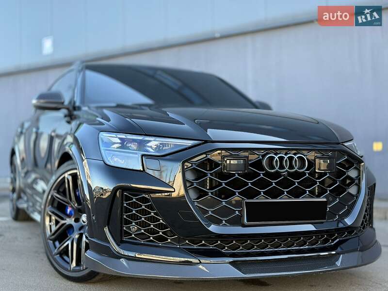 Внедорожник / Кроссовер Audi RS Q8 2025 в Киеве