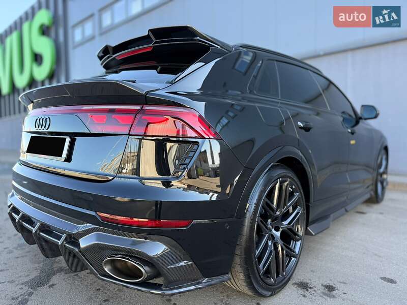 Внедорожник / Кроссовер Audi RS Q8 2025 в Киеве