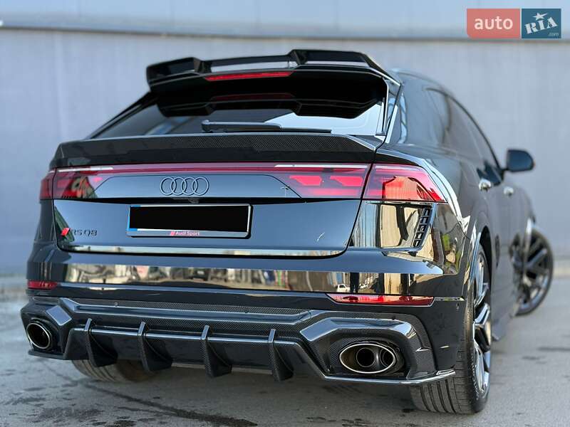 Внедорожник / Кроссовер Audi RS Q8 2025 в Киеве
