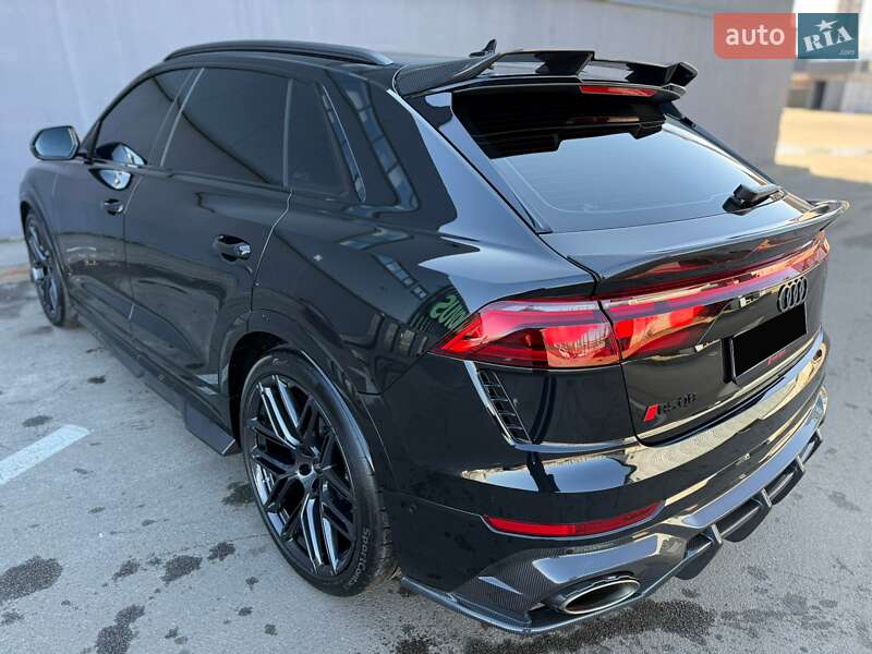 Внедорожник / Кроссовер Audi RS Q8 2025 в Киеве