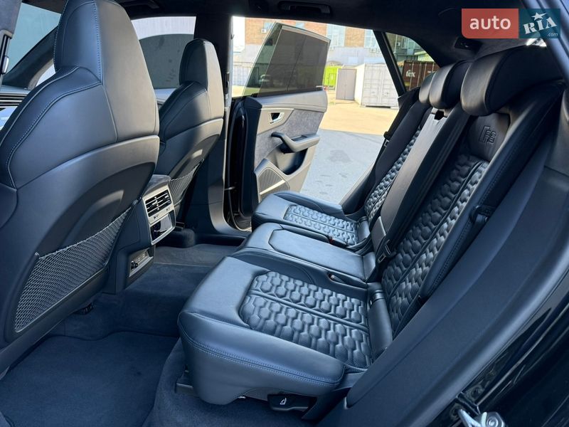 Внедорожник / Кроссовер Audi RS Q8 2025 в Киеве