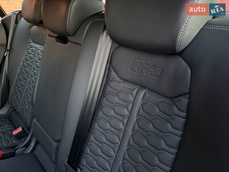 Внедорожник / Кроссовер Audi RS Q8 2025 в Киеве