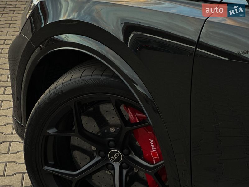 Позашляховик / Кросовер Audi RS Q8 2025 в Києві