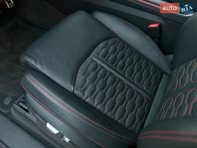 Позашляховик / Кросовер Audi RS Q8 2025 в Києві