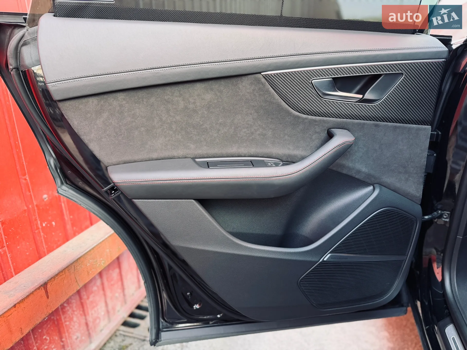 2022 Audi RS Q8 - мініатюра 29