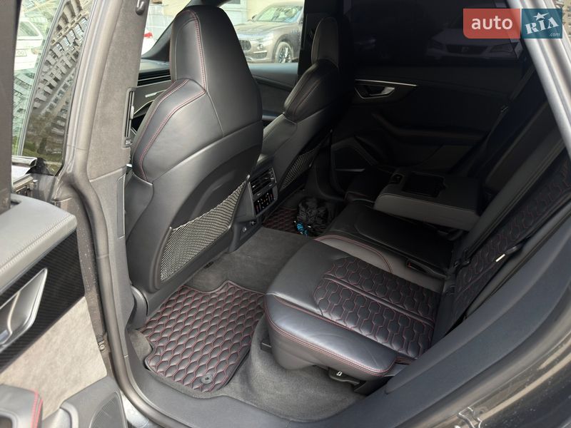Позашляховик / Кросовер Audi RS Q8 2020 в Києві