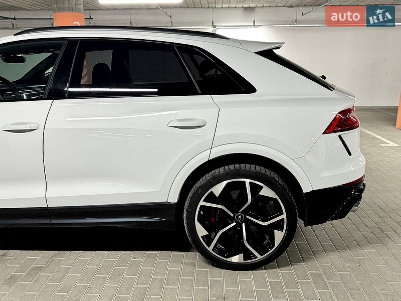 Внедорожник / Кроссовер Audi RS Q8 2021 в Днепре