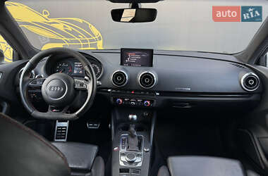 Хэтчбек Audi RS3 Sportback 2016 в 