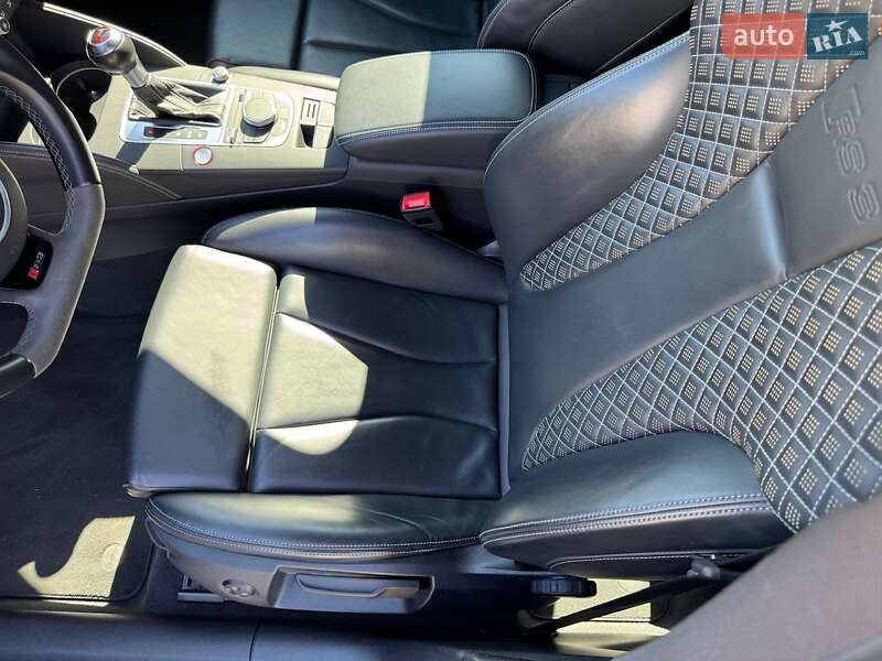 Хетчбек Audi RS3 Sportback 2016 в Києві