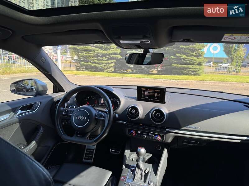 Хетчбек Audi RS3 Sportback 2016 в Києві