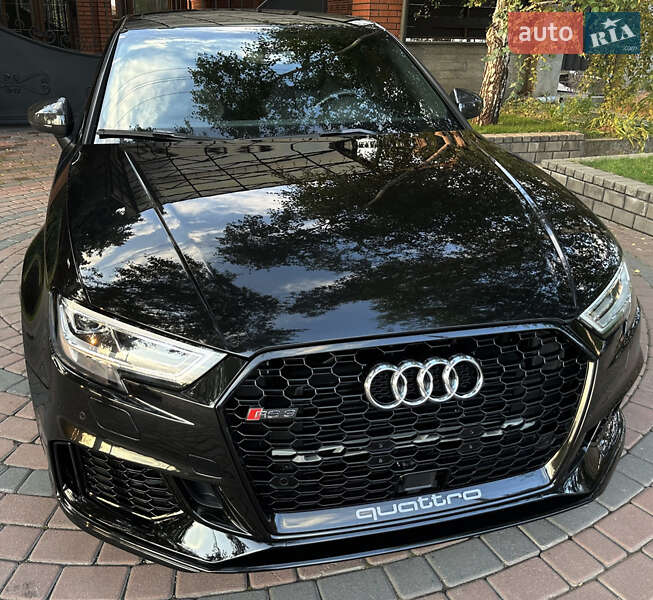 Седан Audi RS3 2018 в Запорожье