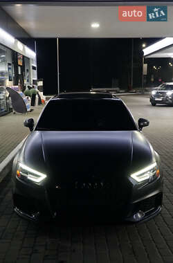 Седан Audi RS3 2018 в 