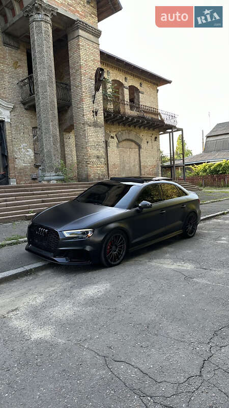 Седан Audi RS3 2018 в Киеве фото 5 Седан Audi RS3 2018 в Киеве