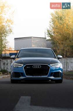 Седан Audi RS3 2017 в 