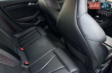 Седан Audi RS3 2015 в 