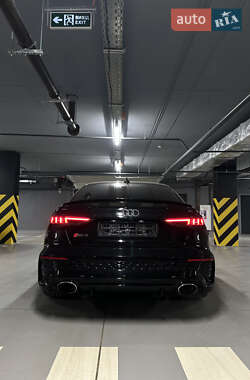 Седан Audi RS3 2022 в 