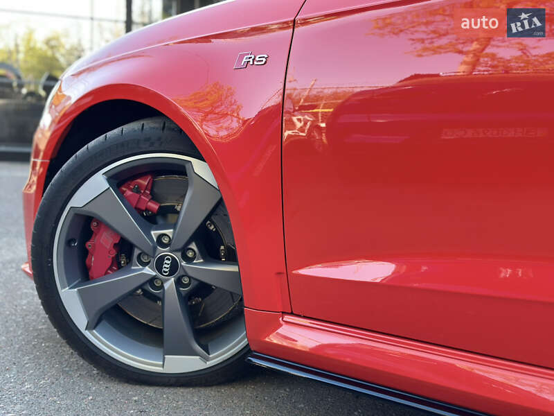 Седан Audi RS3 2017 в Одессе