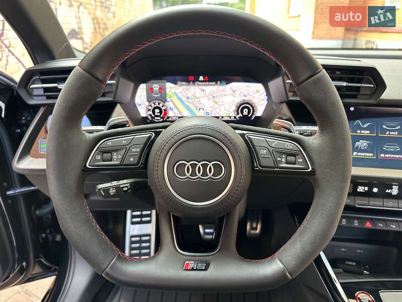 Седан Audi RS3 2021 в Киеве