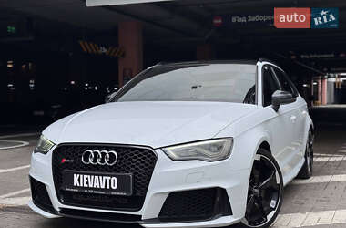 Седан Audi RS3 2017 в 