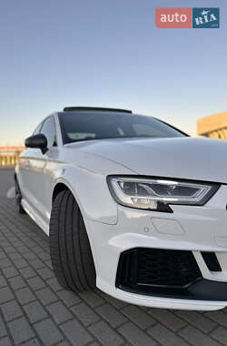 Седан Audi RS3 2017 в 