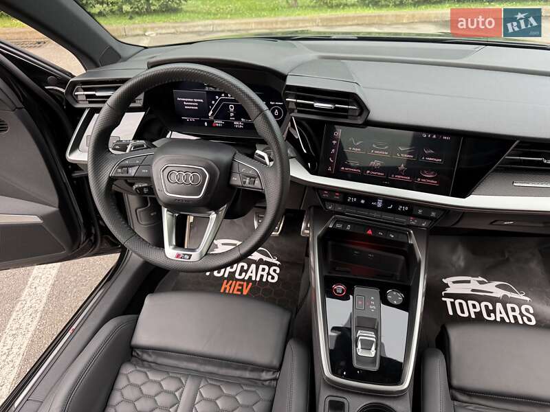 Седан Audi RS3 2022 в Киеве