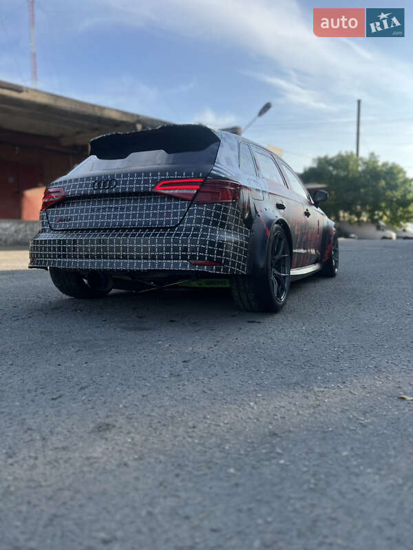 Седан Audi RS3 2019 в Днепре