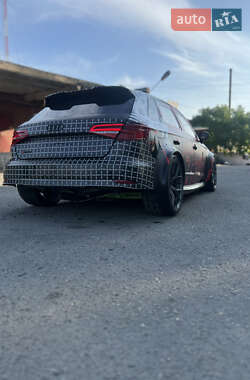 Седан Audi RS3 2019 в 