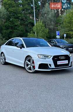 Седан Audi RS3 2018 в Білогородці