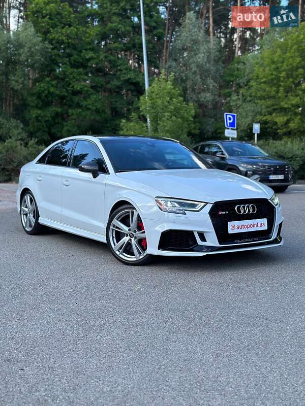 Audi RS3 2018