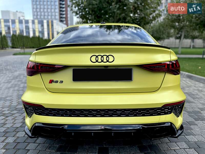 Седан Audi RS3 2022 в Днепре