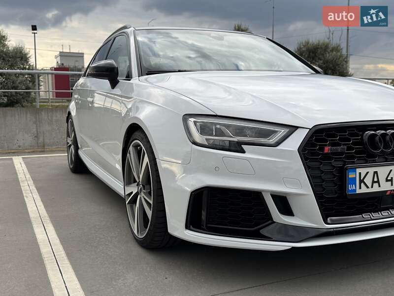 Хетчбек Audi RS3 2016 в Києві
