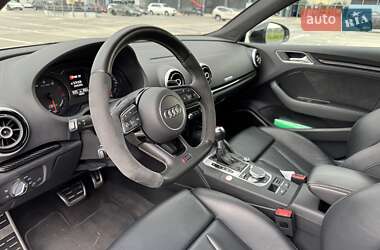 Хэтчбек Audi RS3 2016 в 