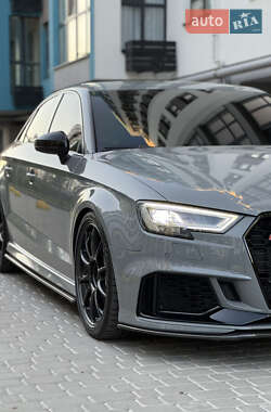 Седан Audi RS3 2018 в 