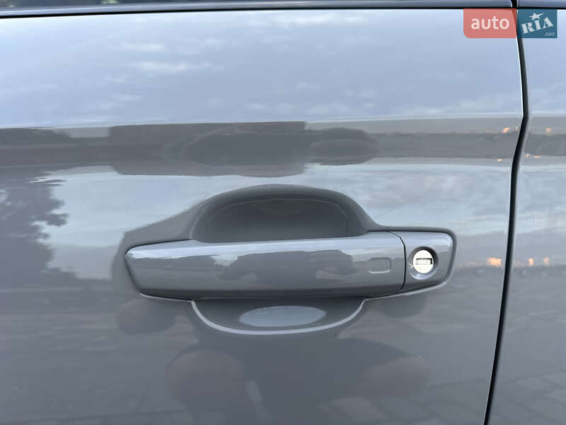 Седан Audi RS3 2020 в Киеве